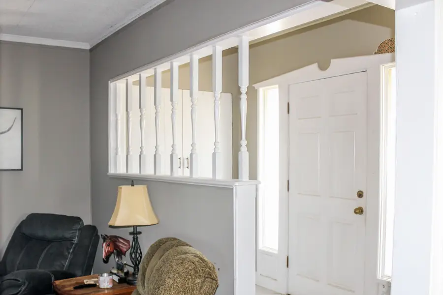 107 N Leeds Ave, Eldon, MO 65026 - #3