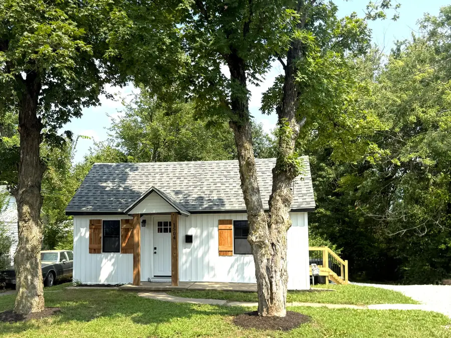 1504 Monroe St, Fulton, MO 65251 - #3