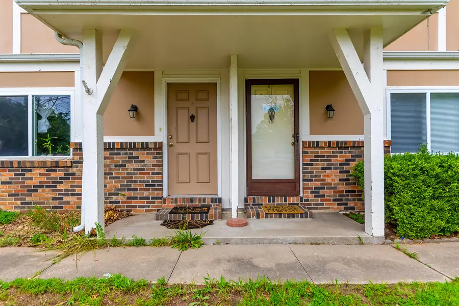 2411-2413 S Kendallwood Rd, Columbia, MO 65203 - #3