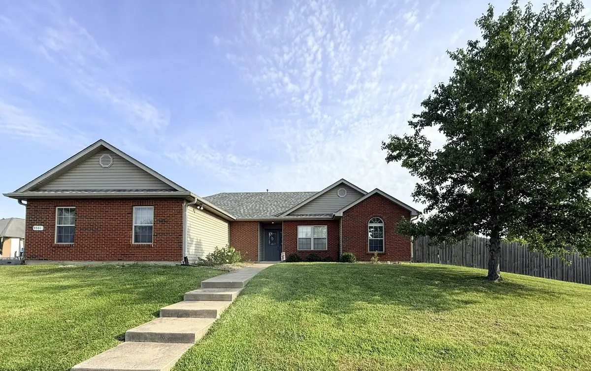 5501 Gemstone Way, Columbia, MO 65202 - #1