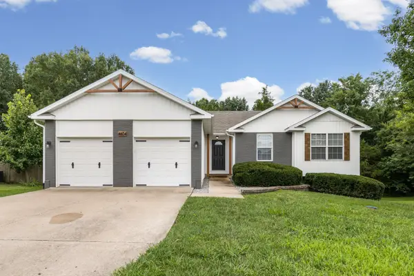 4604 E Saint Charles Rd, COLUMBIA, MO 65201