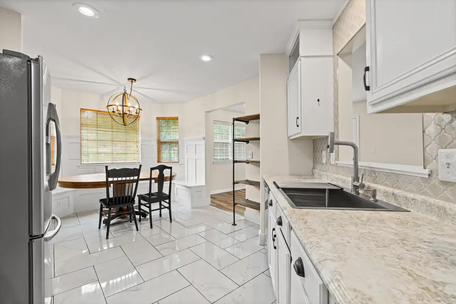 4604 E Saint Charles Rd, Columbia, MO 65201 - #2