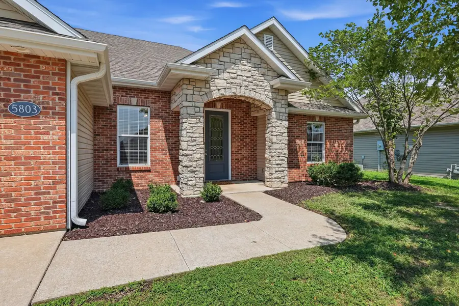 5803 Vero Way, Columbia, MO 65201 - #2