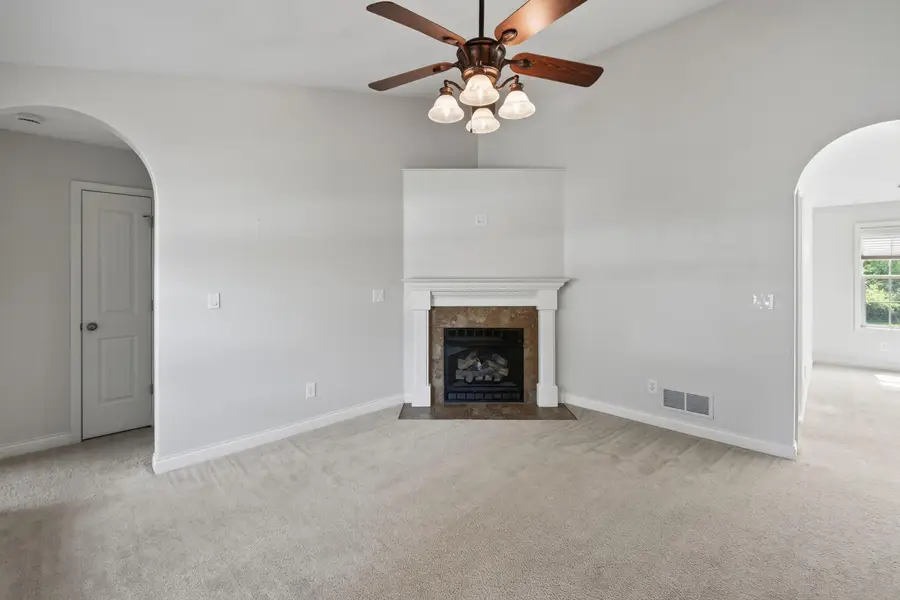 2918 Woods Crossing Dr, Columbia, MO 65202 - #3