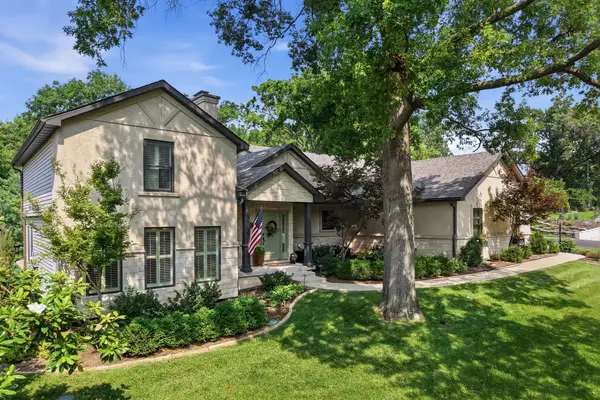 11 Bingham Rd, COLUMBIA, MO 65203
