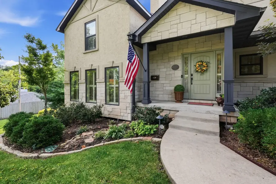 11 Bingham Rd, Columbia, MO 65203 - #3