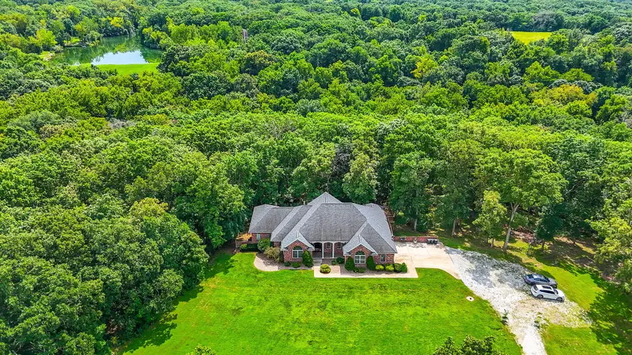 32 Woodland Trail Dr, Moberly, MO 65270 - #3