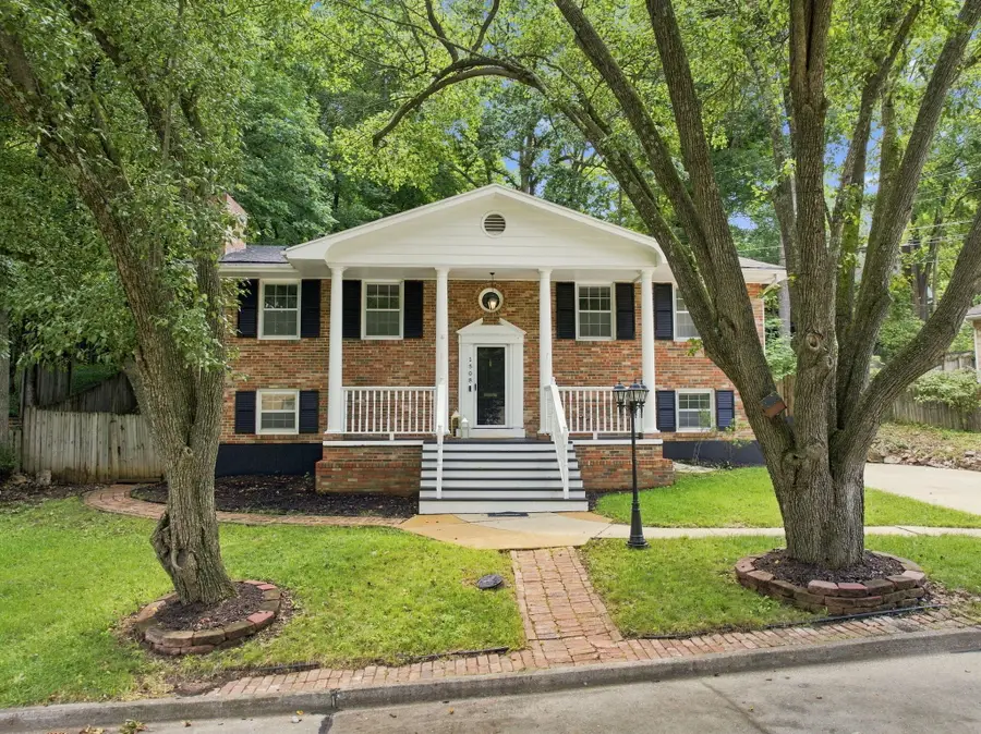 1508 Woods Ct, Columbia, MO 65203 - #2