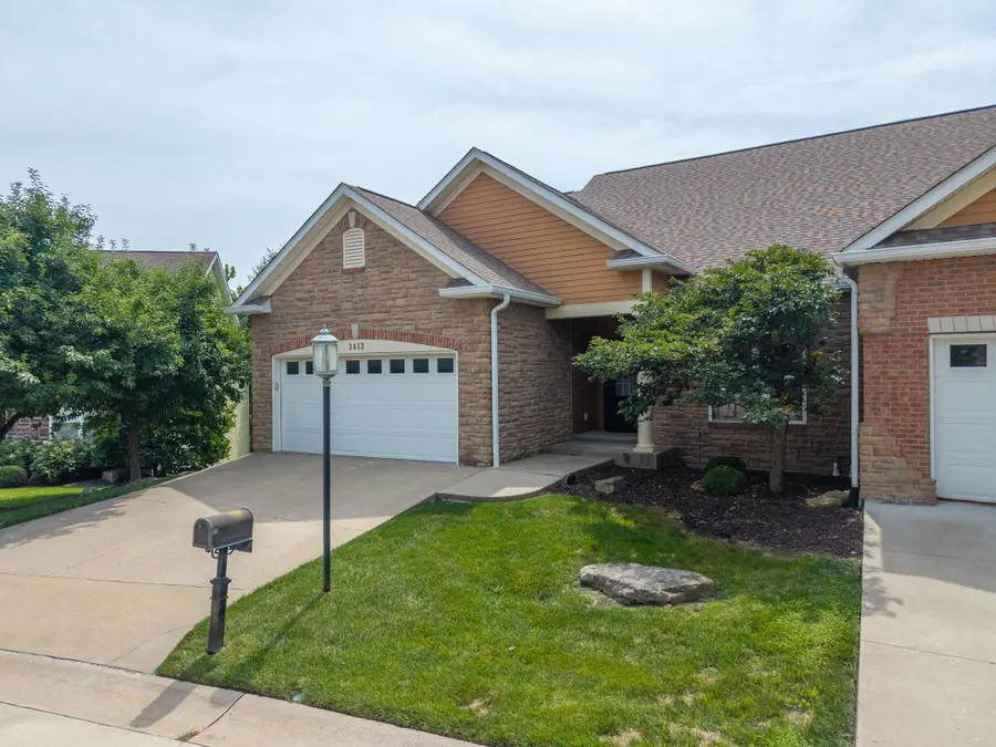 2412 Boulder Springs Dr, Columbia, MO 65201 - #2