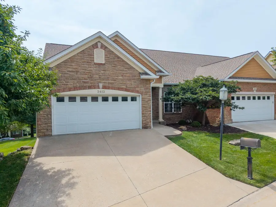 2412 Boulder Springs Dr, Columbia, MO 65201 - #3