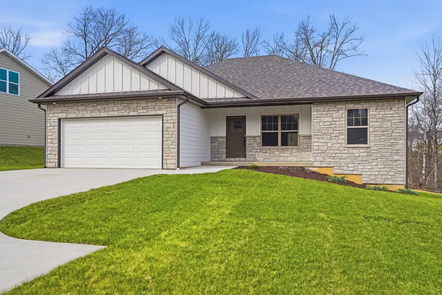 4905 S Scott Blvd, Columbia, MO 65203 - #2