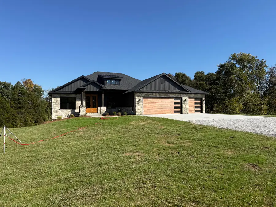 8944 N Highway Vv, Columbia, MO 65202 - #3