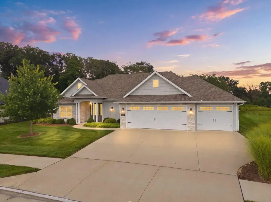 5317 Harbor Town Dr, Columbia, MO 65201 - #2