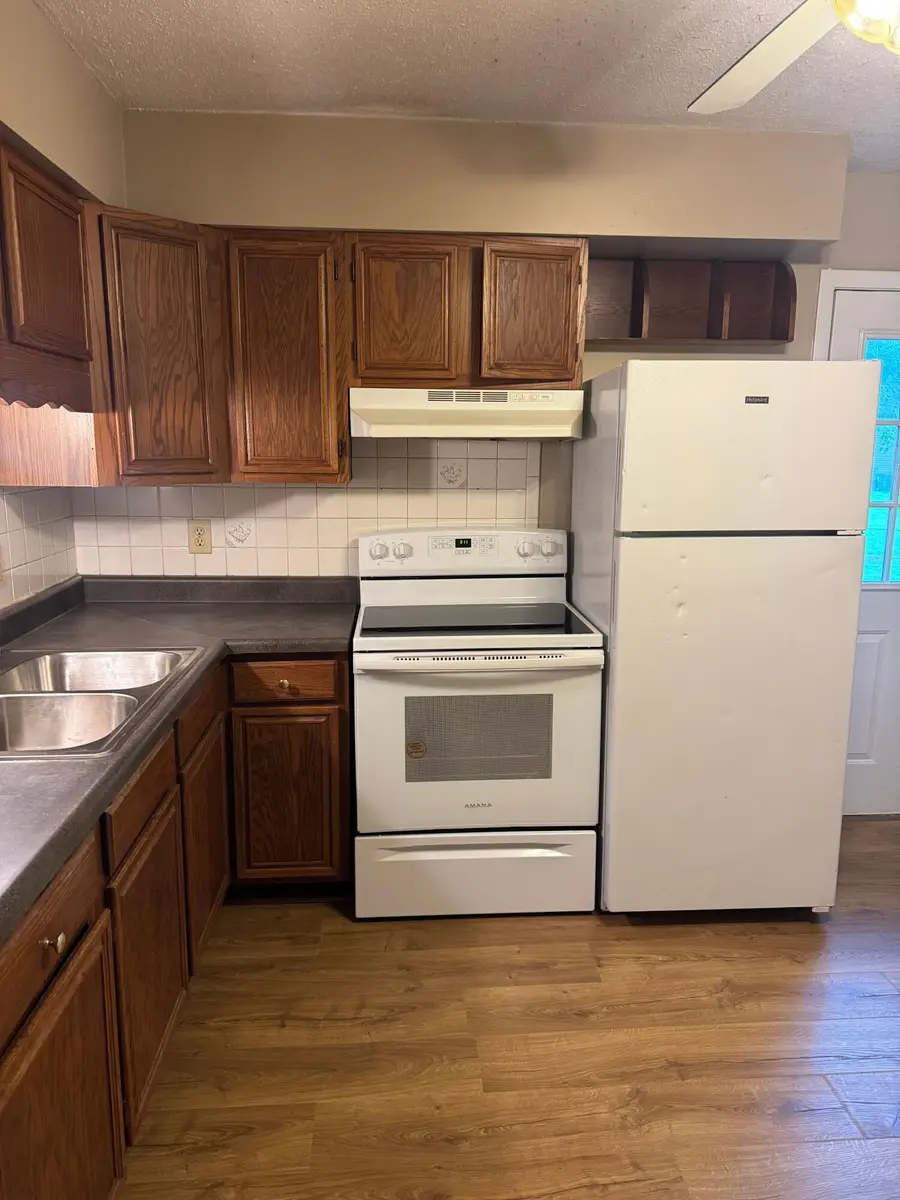 4304-06 W W Bethany Dr, Columbia, MO 65203 - #3