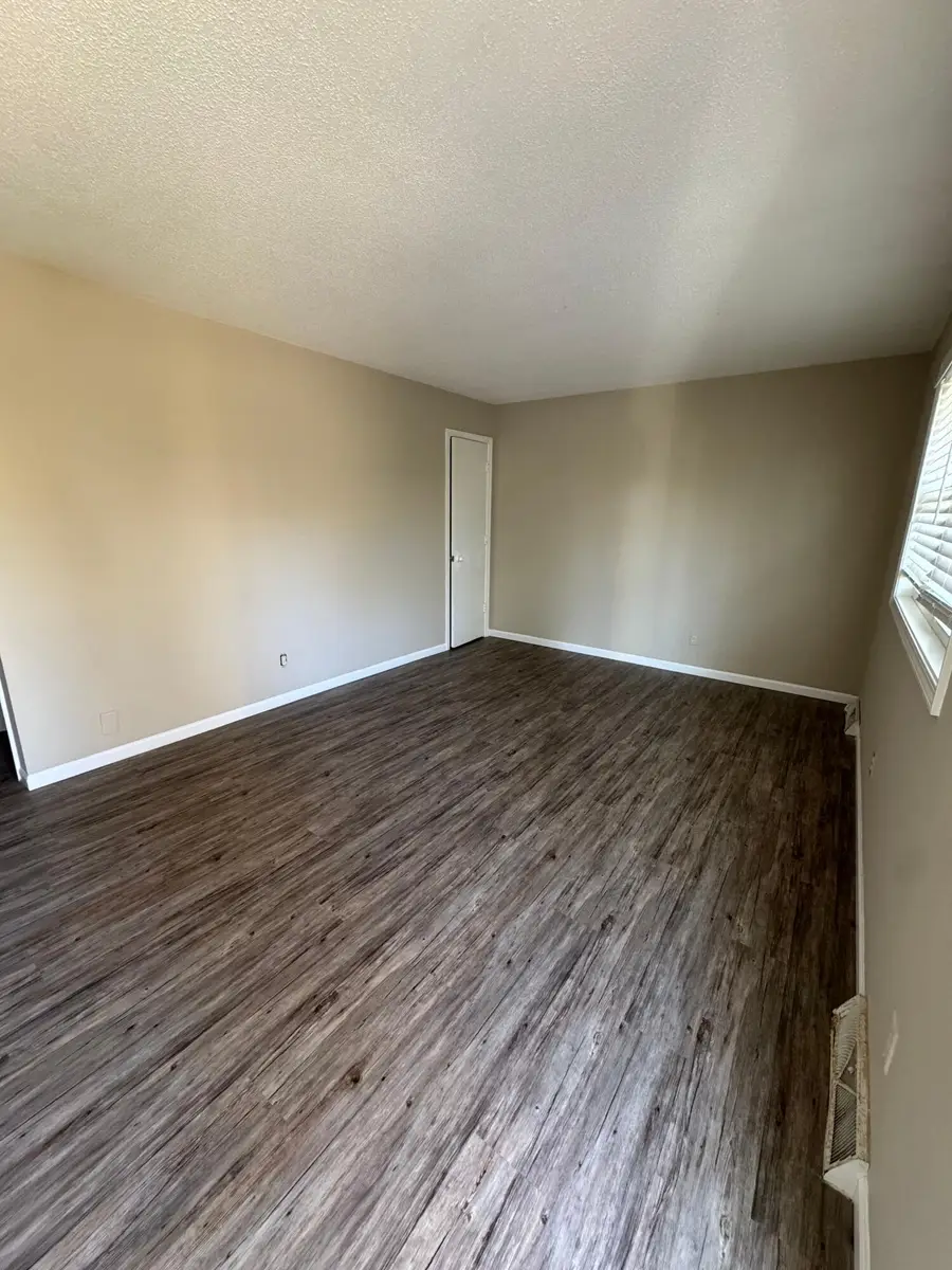 4316-18 W Bethany Dr, Columbia, MO 65203 - #2