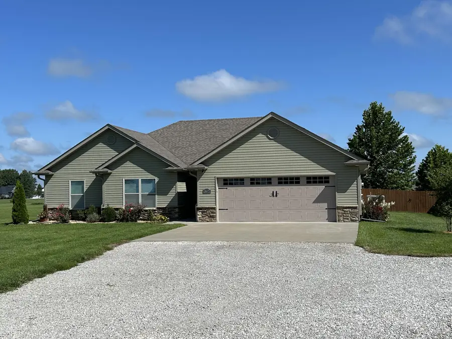 2675 E Highway Cc, Sturgeon, MO 65284 - #3