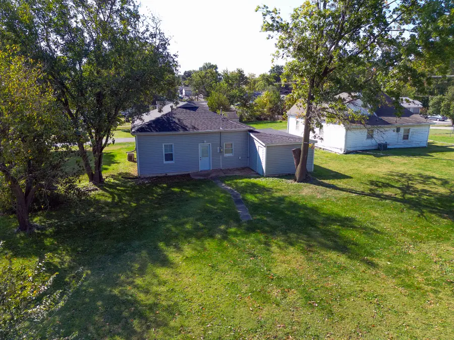 417 Grand Ave, Moberly, MO 65270 - #3