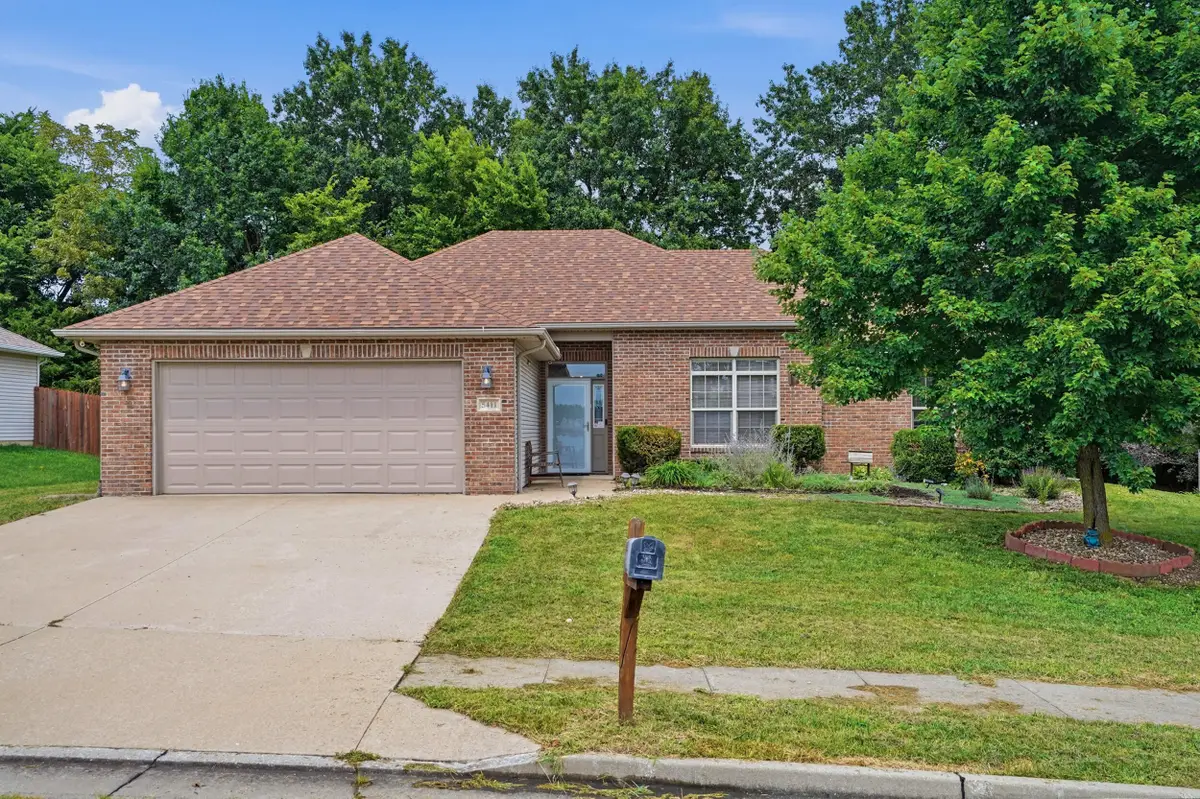 5411 Sandrock Dr, Columbia, MO 65202 - #1
