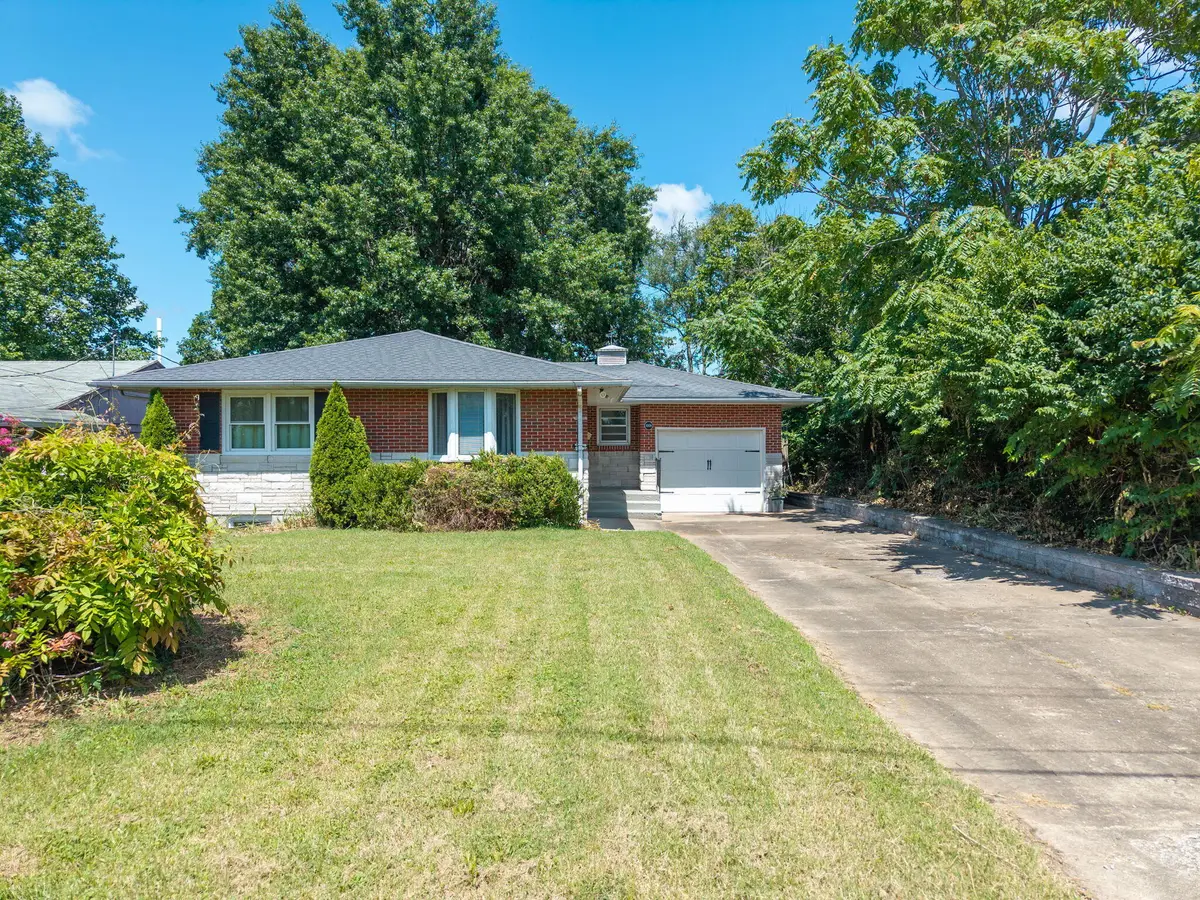 1009 Again St, Columbia, MO 65203 - #1