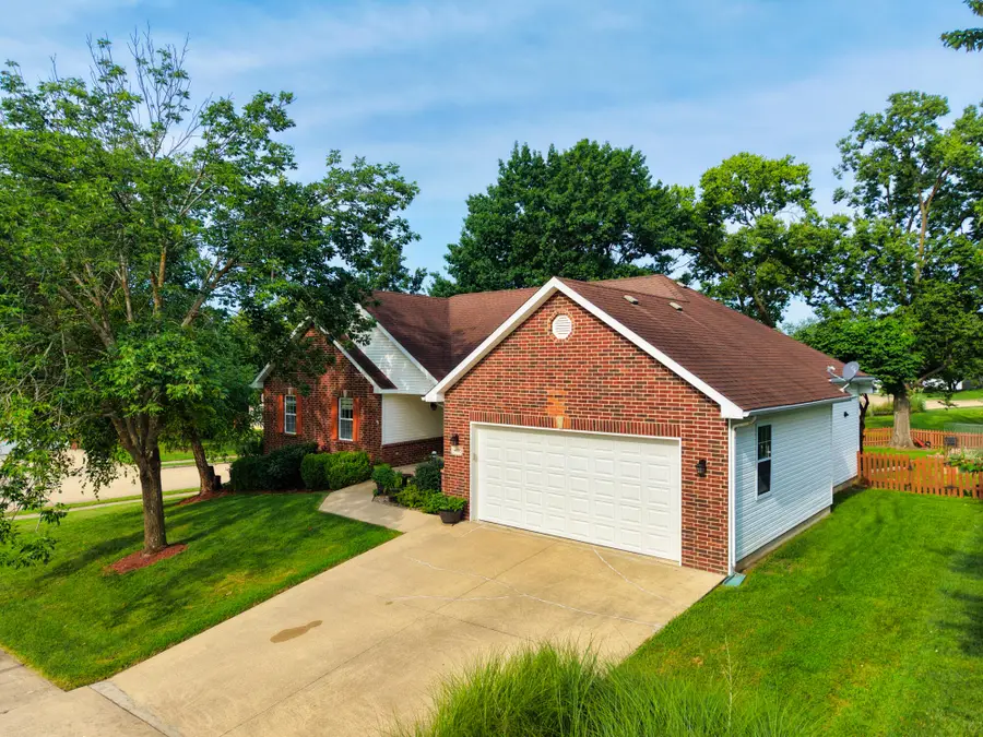 4805 Newcastle Dr, Columbia, MO 65203 - #2
