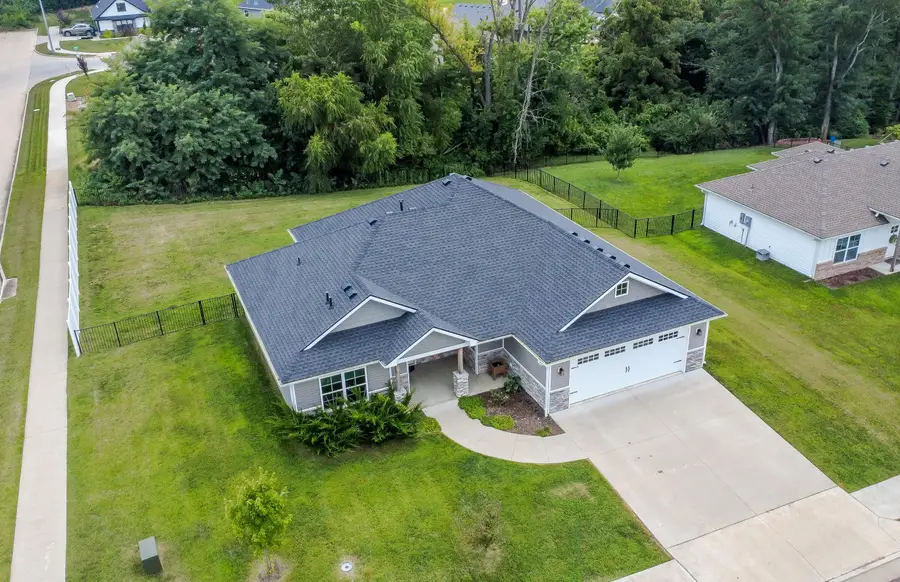 1420 S Berkley Dr, Columbia, MO 65201 - #2