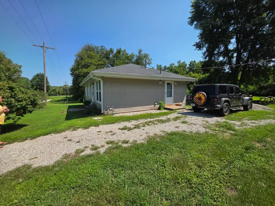103 Silvey St, Fayette, MO 65248 - #3