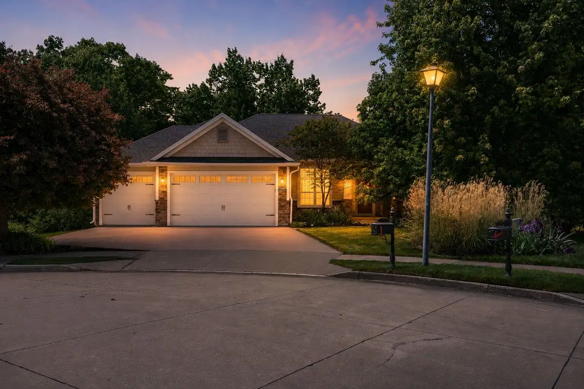 5008 Brookthorn Ct, Columbia, MO 65203 - #1