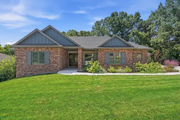 942 Nob Hill Rd, JEFFERSON CITY, MO 65109