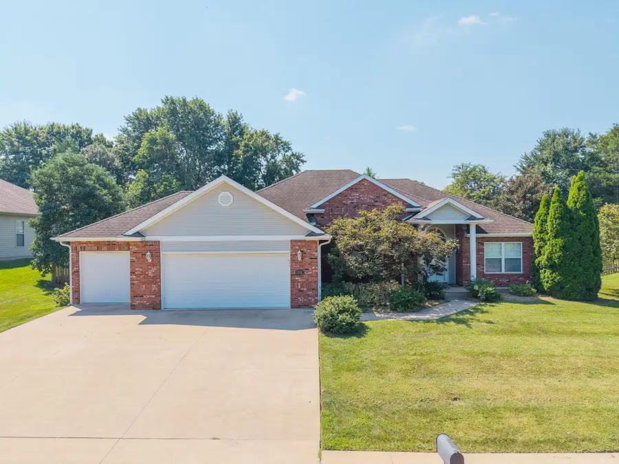 302 Parkwood Ct, Columbia, MO 65203 - #2