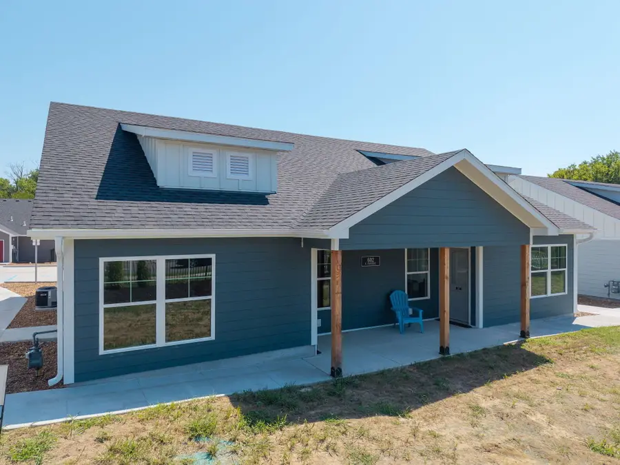 602 N Providence Rd #102, Columbia, MO 65203 - #2