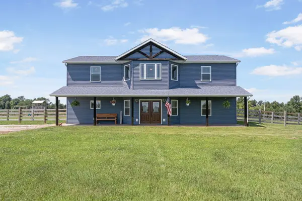 1033 County Road 2765, CLARK, MO 65243