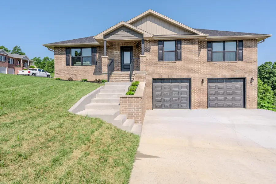 2703 Renns Lake Rd, Jefferson City, MO 65109 - #2