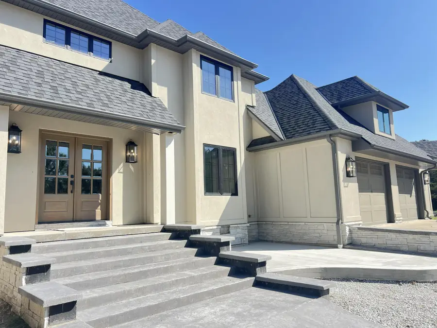 2675 W Mill Creek Ct, Columbia, MO 65203 - #2