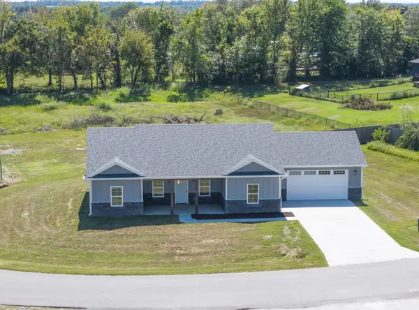 712 Sells Ct, PRAIRIE HOME, MO 65068