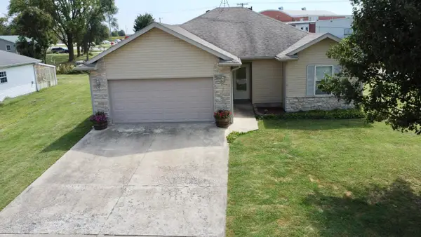 106 Mill St, PRAIRIE HOME, MO 65068