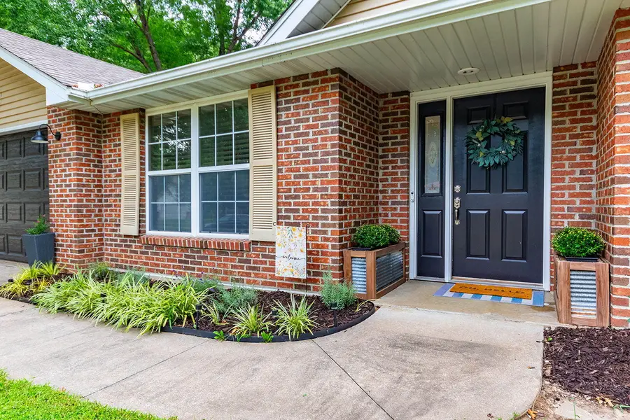 2020 Martinshire Dr, Columbia, MO 65203 - #2