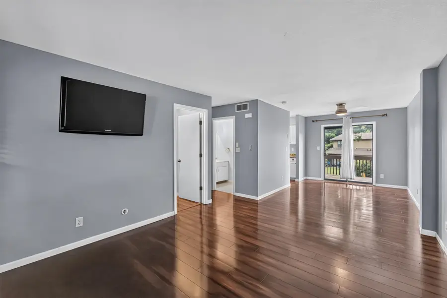 2801 W Broadway-unit, Columbia, MO 65203 - #3