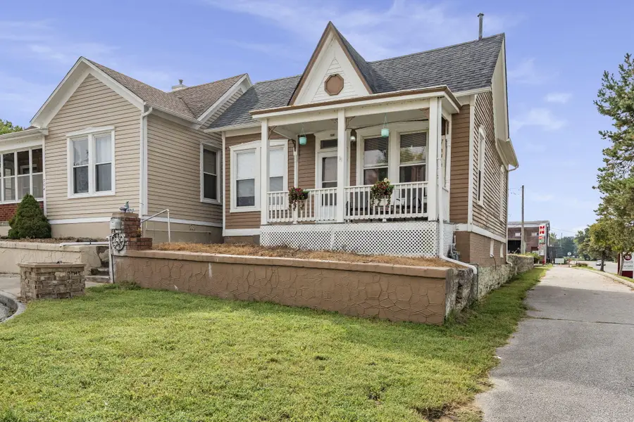 200 High St, Boonville, MO 65233 - #3