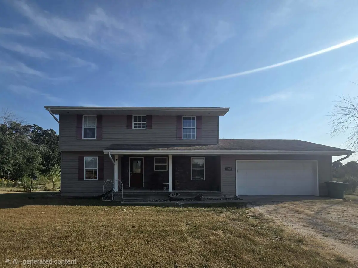 9700 E Ball Rd, Centralia, MO 65240 - #1