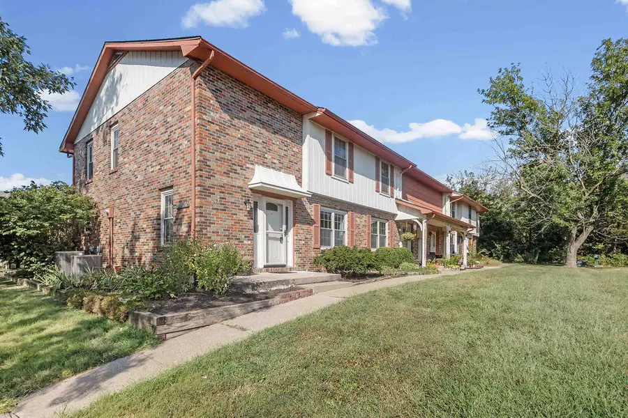 1576 Lakewood Dr, Columbia, MO 65202 - #3