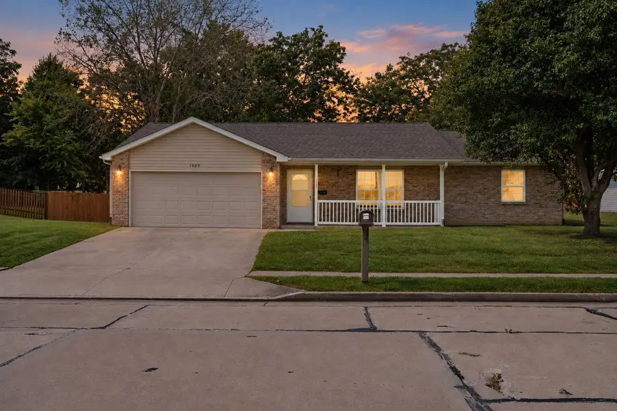 1029 Chouteau Ln, Boonville, MO 65233 - #2