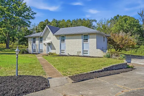 52 Lee Dr, HOLTS SUMMIT, MO 65043