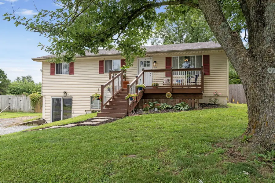 4270 E Hillcrest Dr, Columbia, MO 65202 - #3