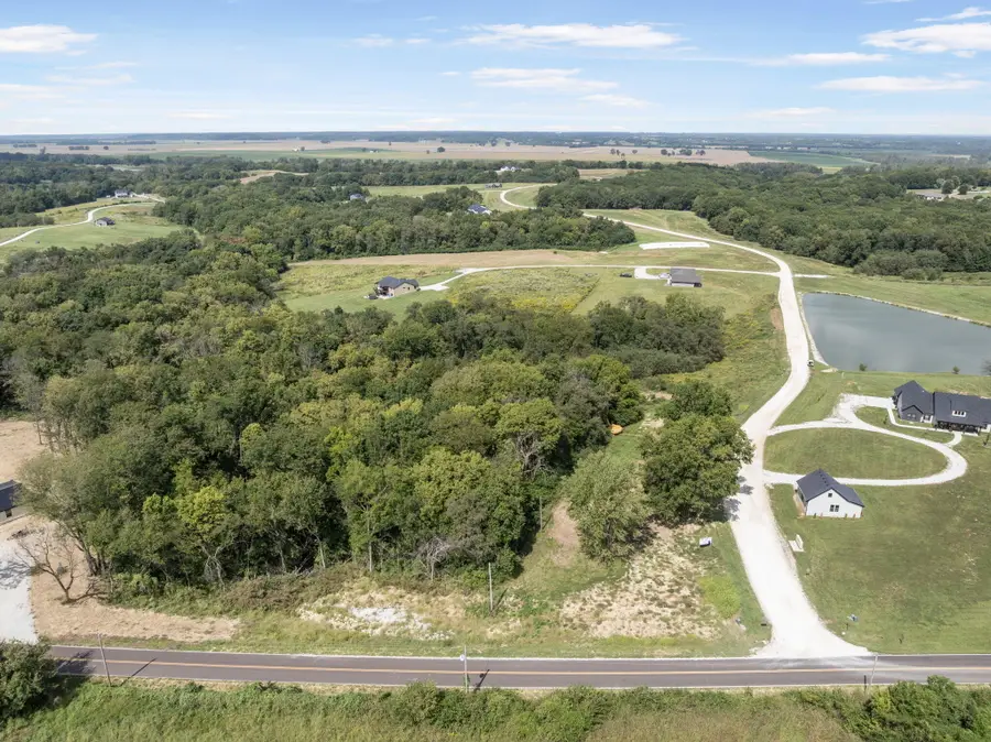 14910 Santa Fe Rd, Boonville, MO 65233 - #2