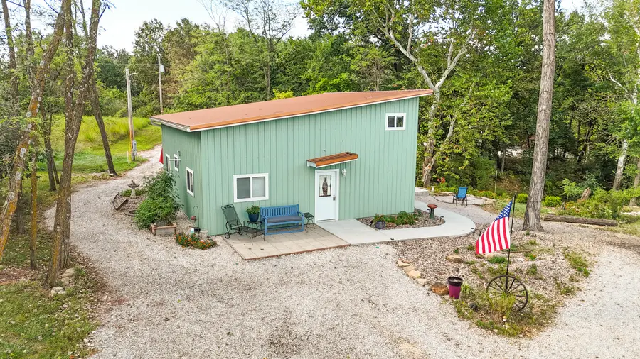1002 Hunter, Keytesville, MO 65261 - #3
