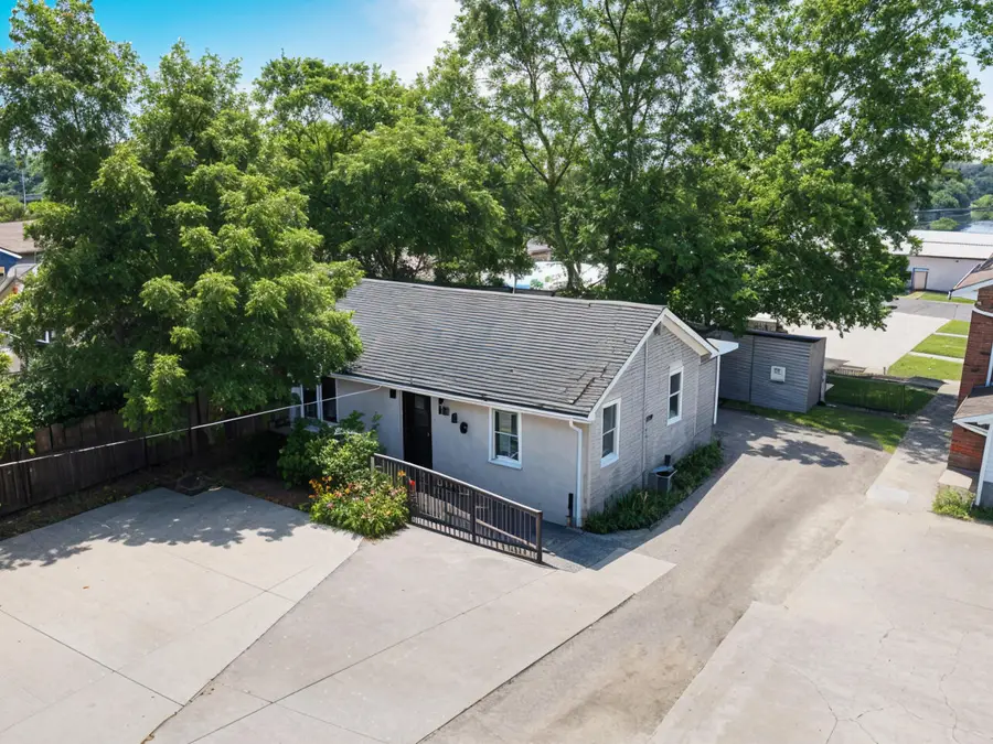 1808 Monroe St, Columbia, MO 65201 - #2