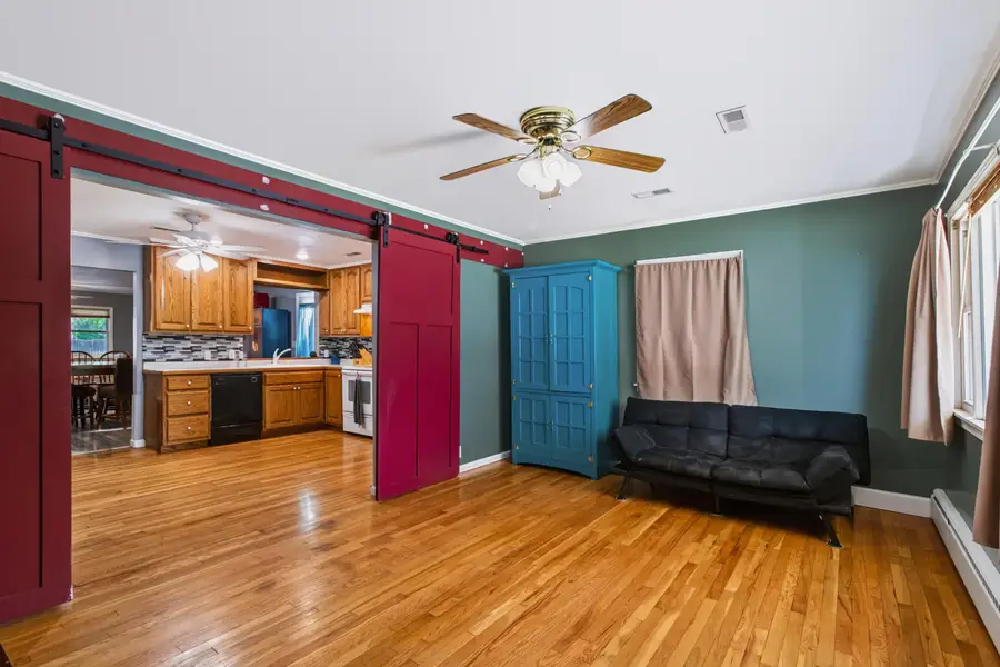 507 Park Ave, Boonville, MO 65233 - #2