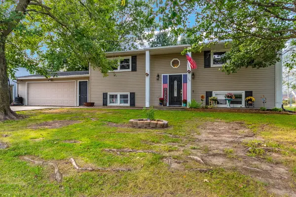 200 Lawn St, HUNTSVILLE, MO 65259