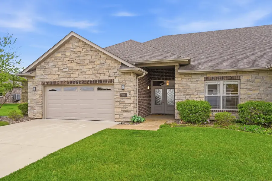 3920 Tolarian Dr, Columbia, MO 65203 - #2