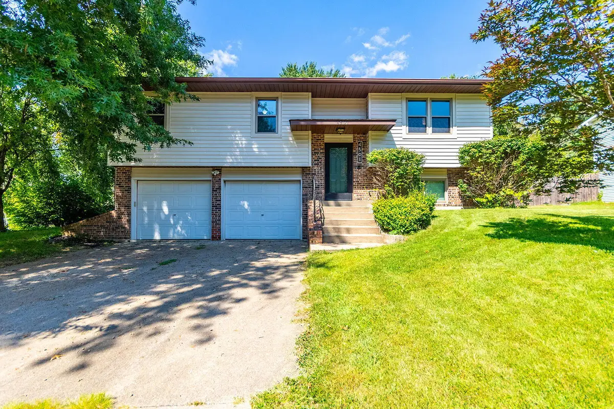 4501 W Bainbridge Dr, Columbia, MO 65203 - #1
